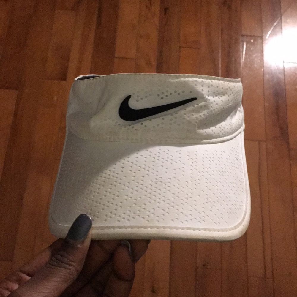 nike visor